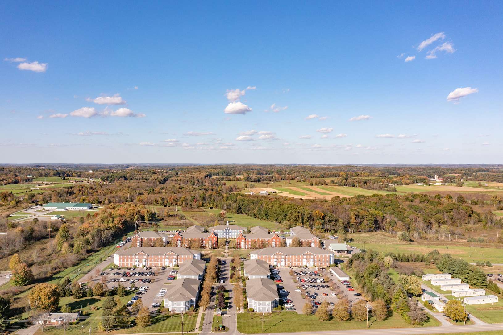 a group of buildings and trees